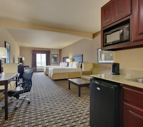 Holiday Inn Express & Suites Ennis - Ennis, TX