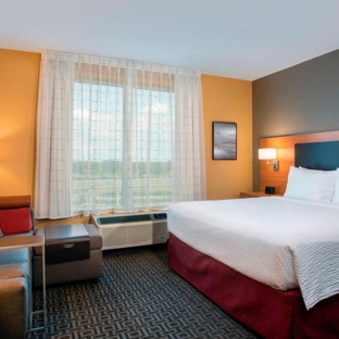 TownePlace Suites by Marriott Orlando at FLAMINGO CROSSINGS Town Center/Western Entrance - Winter Garden, FL