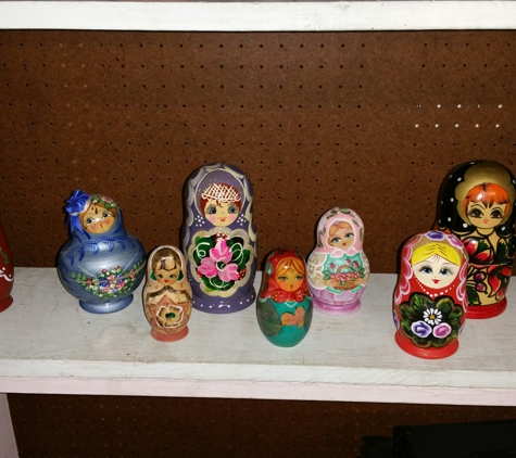The Painted Lady Consignment - Buffalo, NY. Made  In Russia: Original Handcrafted and Hand-painted Traditional Matryoshka Nesting Dolls