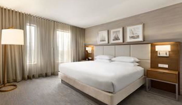 DoubleTree Suites by Hilton Hotel Boston-Cambridge - Boston, MA