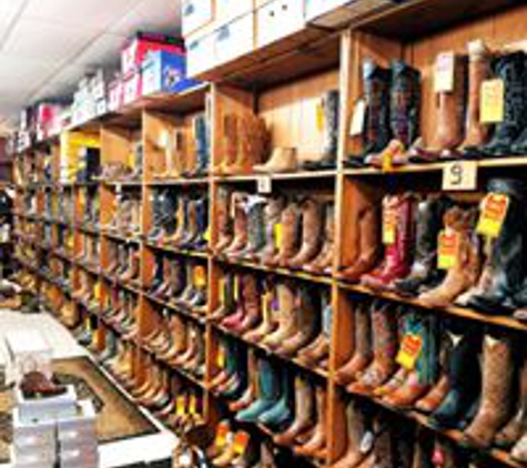 Gil's Boots - San Antonio, TX