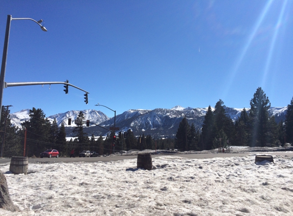 Mammoth Brewing Company - Mammoth Lakes, CA. February 13, 2016 on the mountain