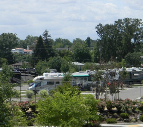 Durango RV Resort - Red Bluff, CA