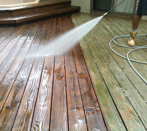 Power washing Dragon and Painting - Brentwood, NY