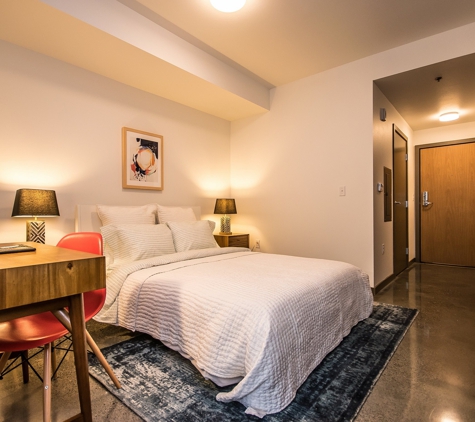 Corbett Heights Apartments - Portland, OR