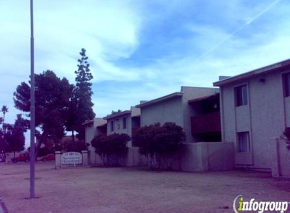 Southern Garden Apartments - Tempe, AZ