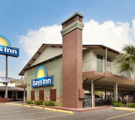 Days Inn by Wyndham Austin/University/Downtown - Austin, TX