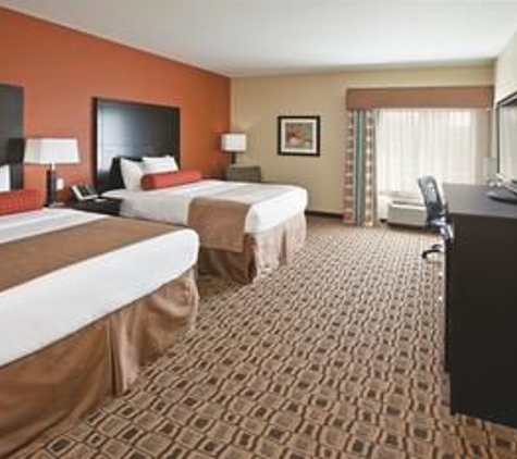 La Quinta Inn & Suites Columbus, IN - Columbus, IN