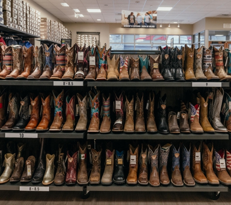 Ariat Outlet - Lehi, UT