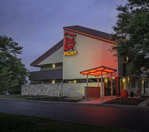 Red Roof Inn - Essington, PA