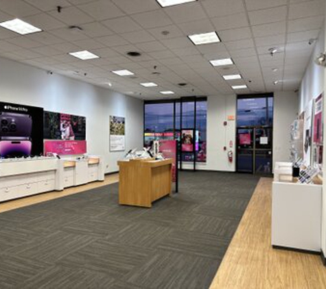 T-Mobile - Chelmsford, MA