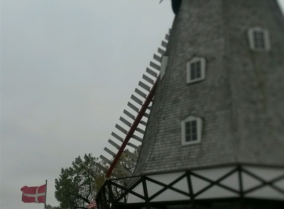 Danish Windmill Gift Shop - Elk Horn, IA