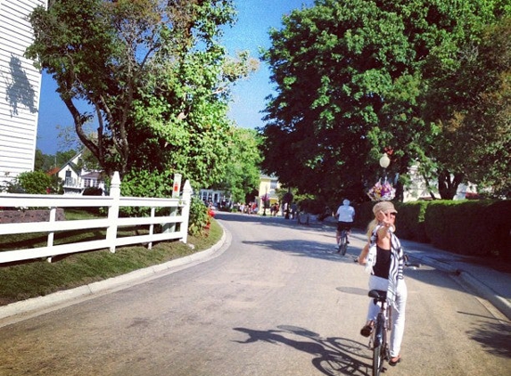 Mackinac Island Bike Shop - Mackinac Island, MI