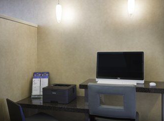 Residence Inn Sacramento Airport Natomas - Sacramento, CA