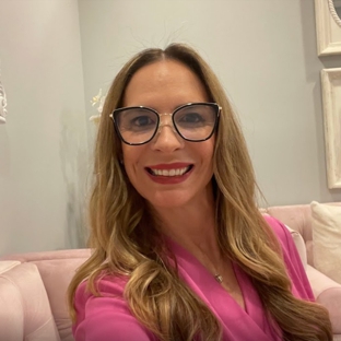 GC Skin Medspa - Sherman Oaks, CA. Dr Luciana Yacomotti - GC Skin Medspa