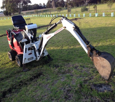 Corey's Dingo Works - Longford, VIC