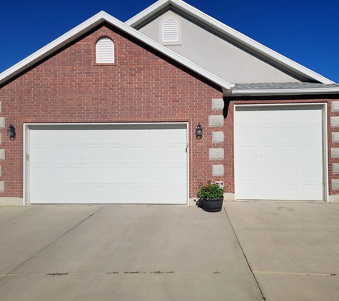 Beacon Garage Doors - Riverdale, UT