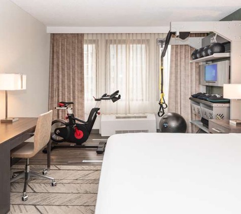 DoubleTree by Hilton Newark Penn Station - Newark, NJ