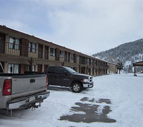 Wolf Creek Ski Lodge - South Fork, CO