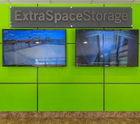 Extra Space Storage - Duncanville, TX