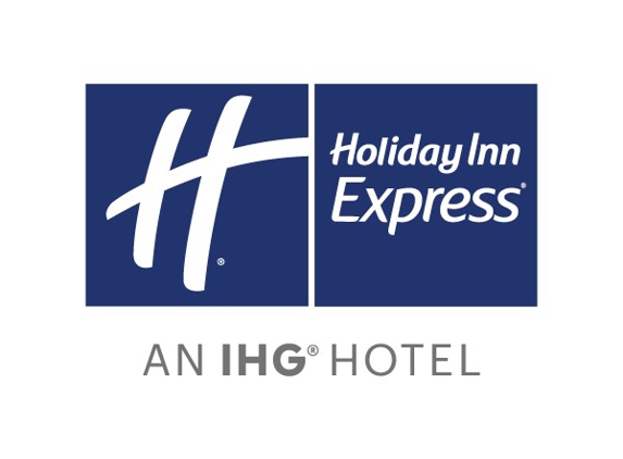 Holiday Inn Express & Suites Jacksonville Airport - Jacksonville, FL