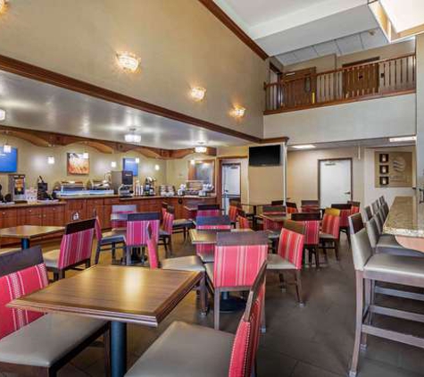 Comfort Inn & Suites - Springfield, MO