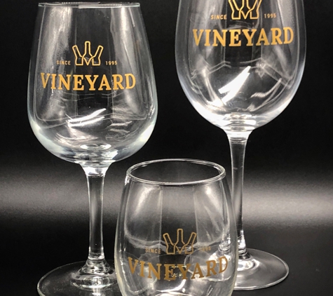 Atlantic Custom Solutions - Baltimore, MD. Custom printed wine glasses and wine glass kits.