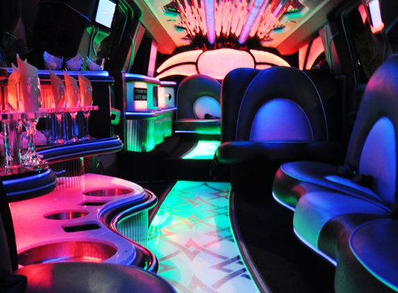 Price 4 Limo & Party Bus - Bonita Springs, FL