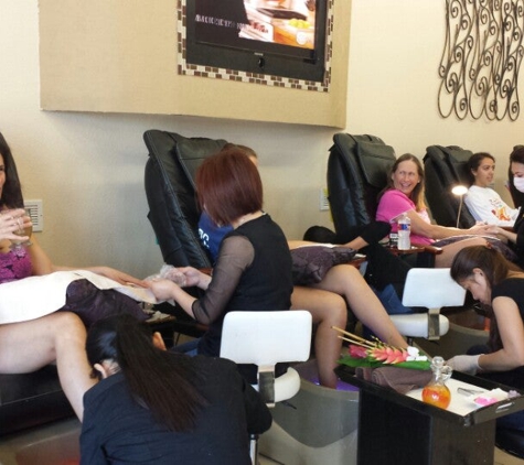 Diva Nails & Spa - Flower Mound, TX