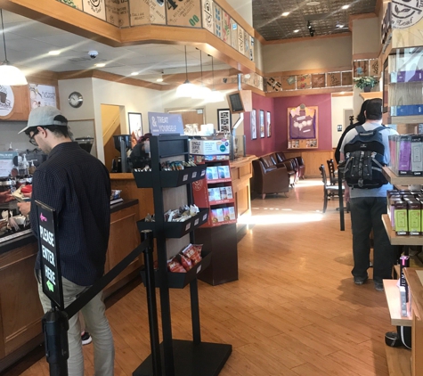 The Coffee Bean & Tea Leaf - Palm Springs, CA