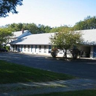 Captains Quarters Motel and Conference Center - Eastham, MA