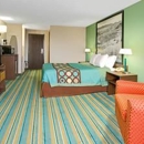 Super 8 by Wyndham Denver Stapleton - Motels