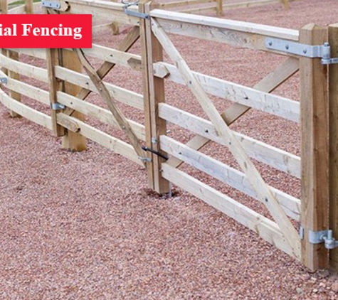 Perry's Timber & Fencing - Dapto, NSW. Commercial Fencing