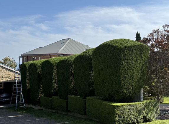 Peninsula Hard Yard - Tooradin, VIC
