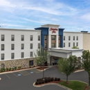 Hampton Inn Yorkville - Hotels