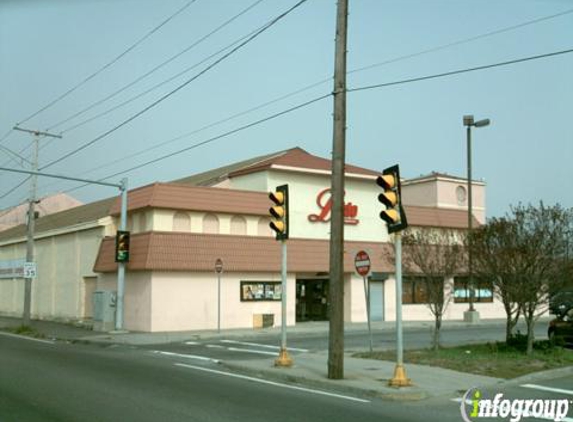 Wonderland Entertainment Complex - Revere, MA