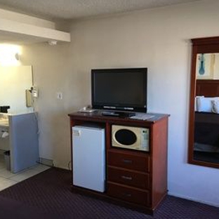 Travelodge by Wyndham San Diego SeaWorld - San Diego, CA