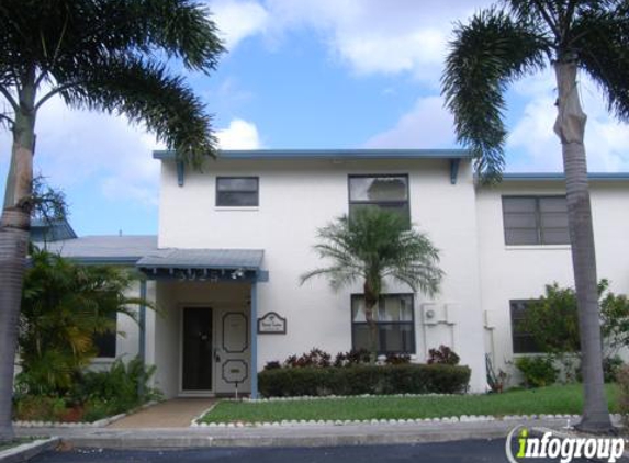 Woodscape Town Homes - Miramar, FL