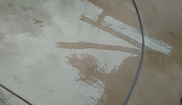 Gulf Coast Pressure Washing Pro.com - Clearwater, FL. Driveway Paint Removal