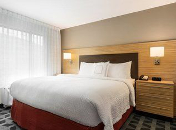 TownePlace Suites Pittsburgh Airport/Robinson Township - Pittsburgh, PA