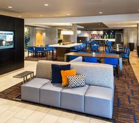 Courtyard by Marriott - Palm Desert, CA