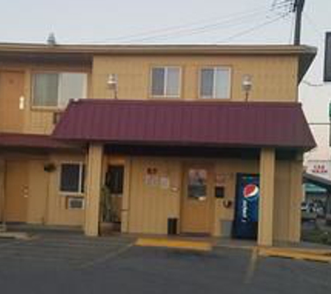 Travel Inn - Sunnyside, WA