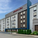 Hampton Inn Woodbridge - Hotels