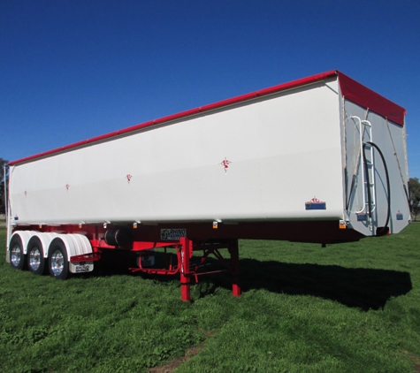 Wagga Trucks - East Wagga Wagga, NSW. NEW Rhino 34 x 6 Smoothbulk Tipper ideal for grain.