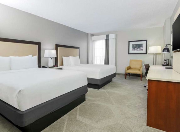 DoubleTree by Hilton Hotel Austin - University Area - Austin, TX