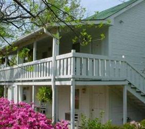 Thee Hubbell House Bed & Breakfast - Winnsboro, TX