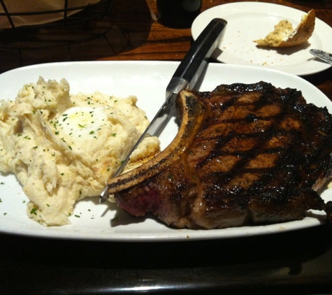 LongHorn Steakhouse - Cedar Park, TX