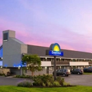 Days Inn by Wyndham Columbus/Worthington - Motels