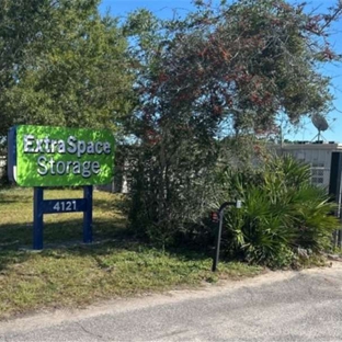 Extra Space Storage - Gulf Breeze, FL