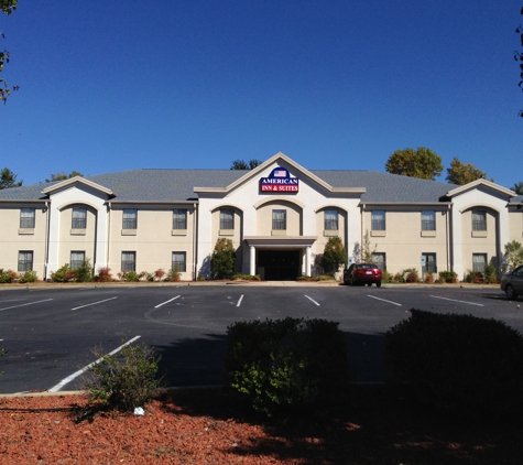 American Inn & Suites - High Point, NC